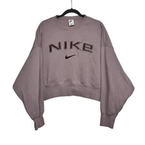 Nike Women’s Cropped Crewneck Sweatshirt Purple Logo Pullover Size Medium